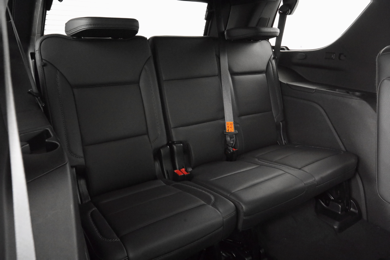 GMC Yukon Denali 4WD 2024