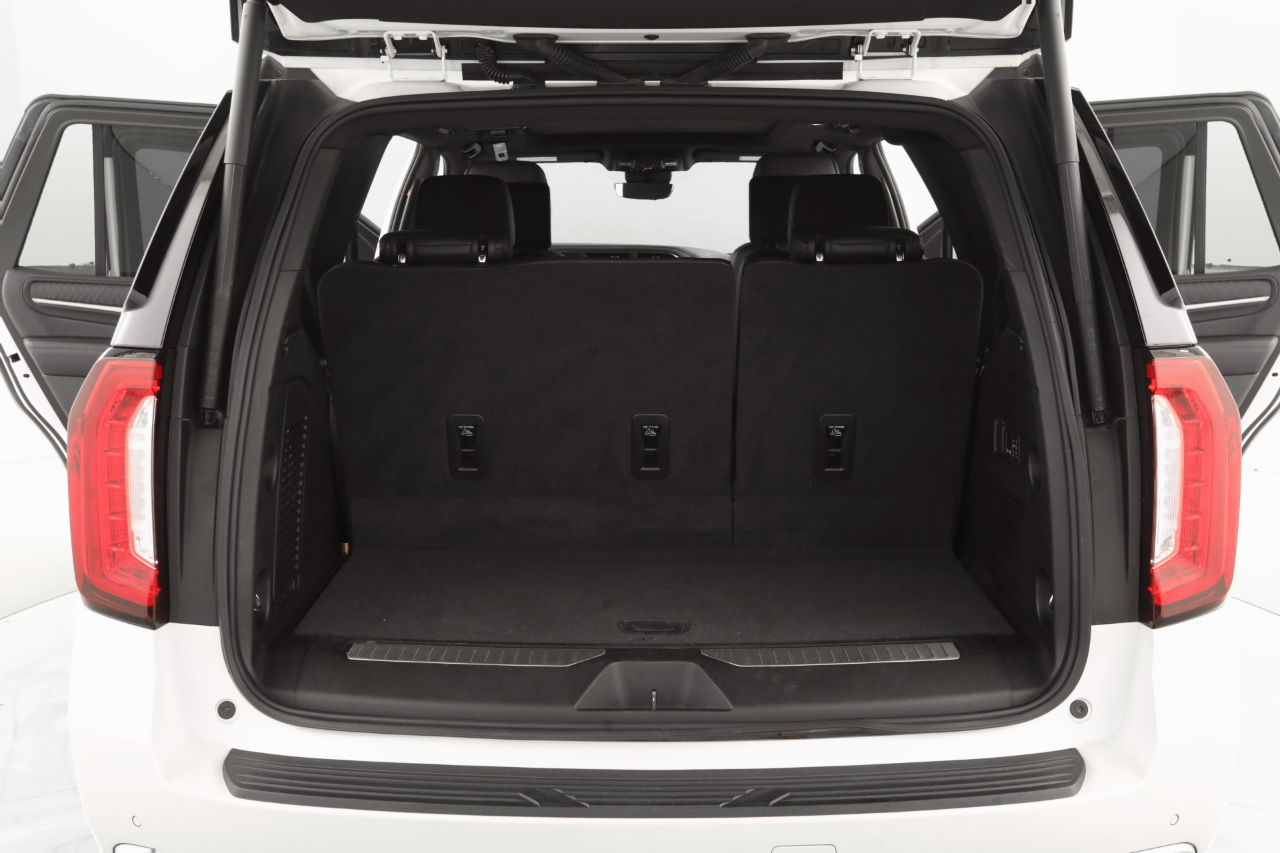 GMC Yukon Denali 4WD 2024