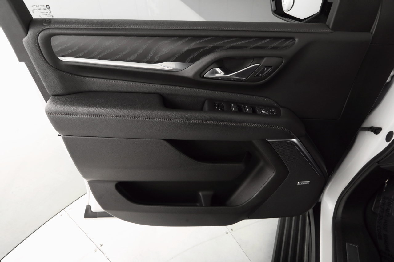 GMC Yukon Denali 4WD 2024