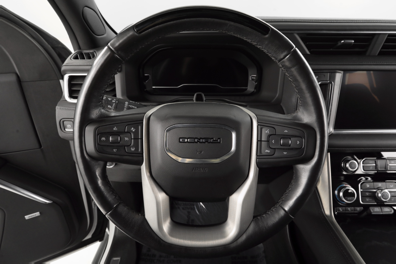 GMC Yukon Denali 4WD 2024