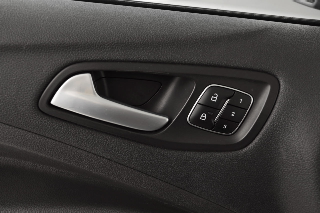 Ford Escape Titanium 4WD 2018