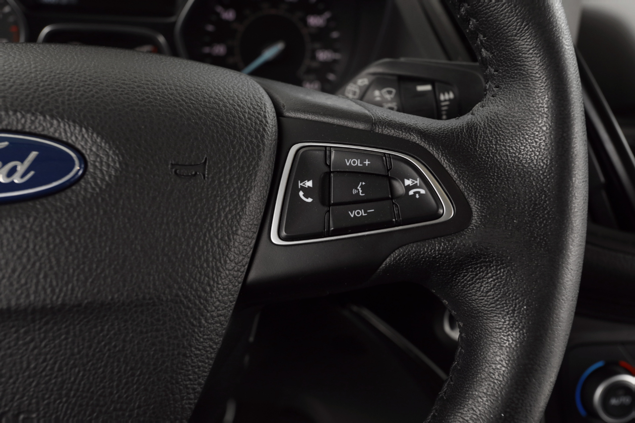 Ford Escape Titanium 4WD 2018