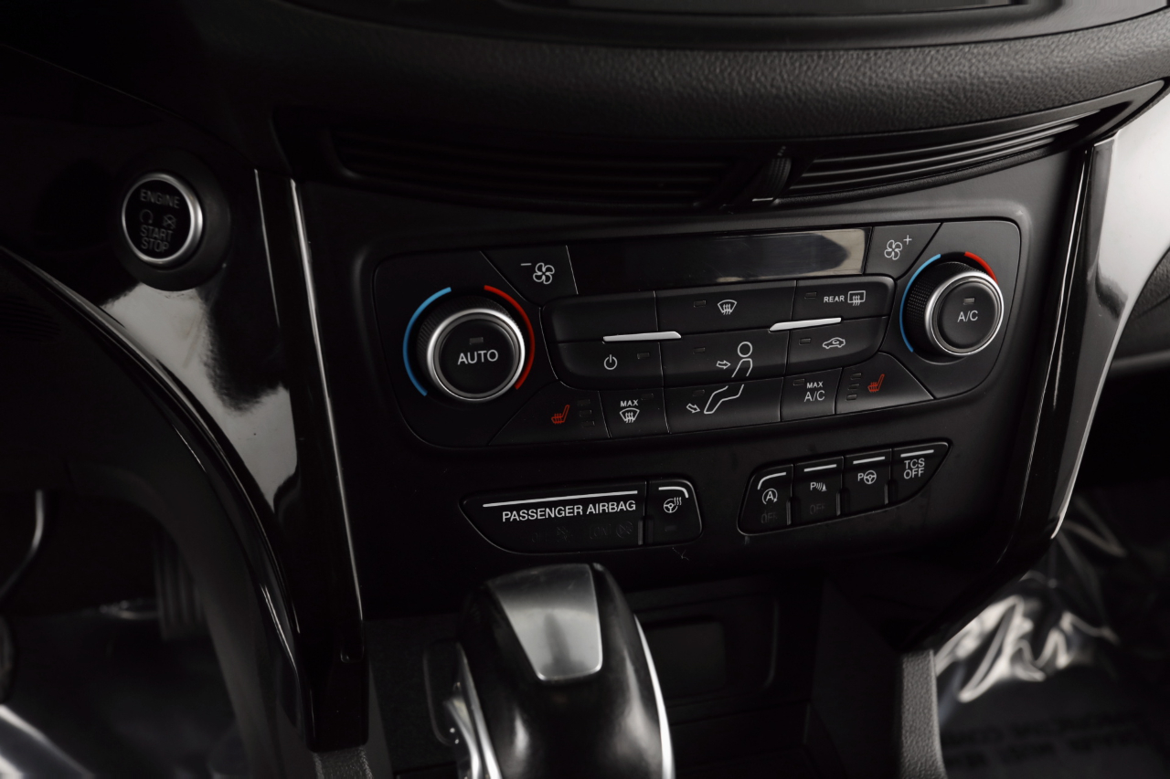 Ford Escape Titanium 4WD 2018