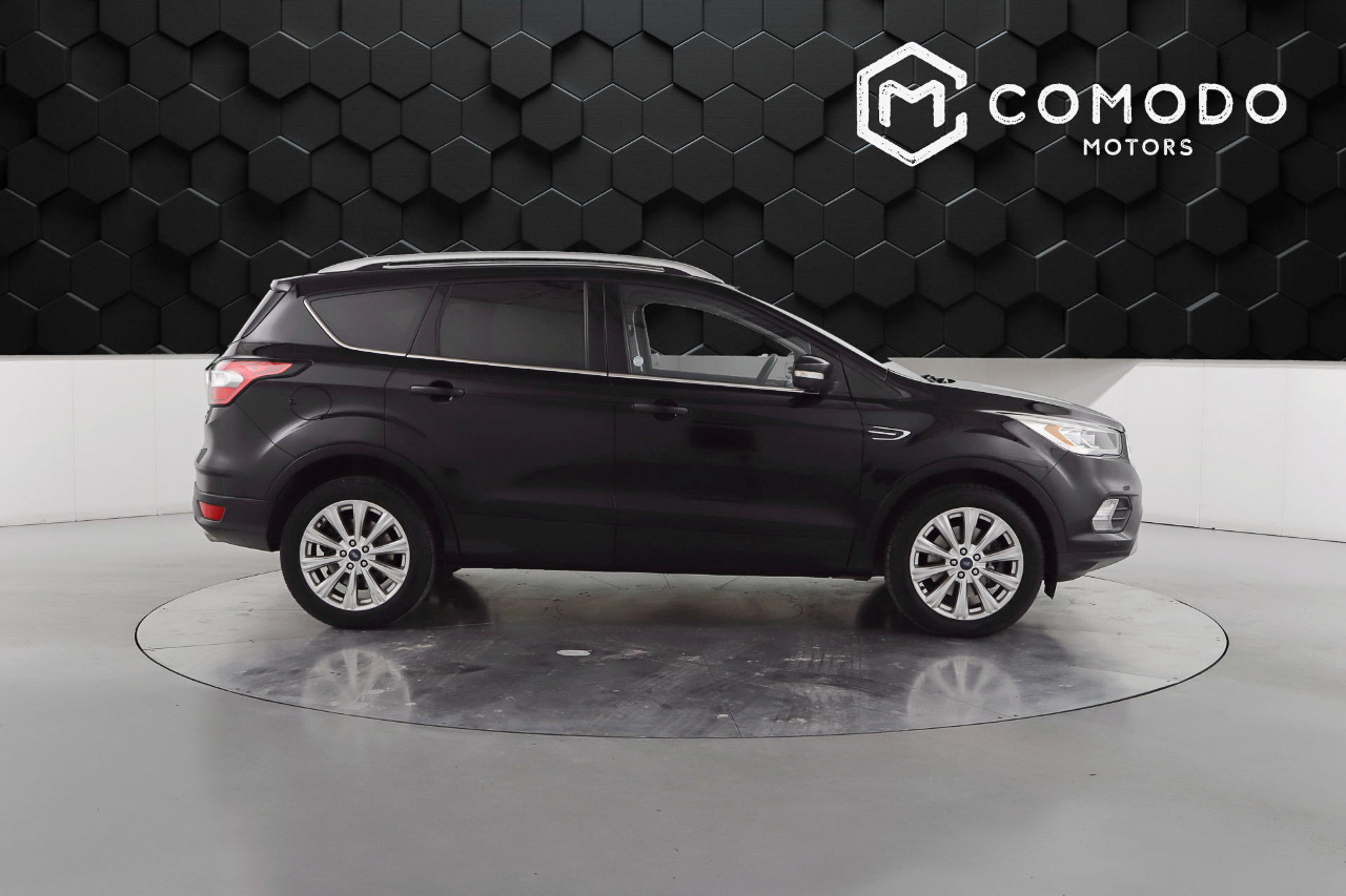 Ford Escape Titanium 4WD 2018