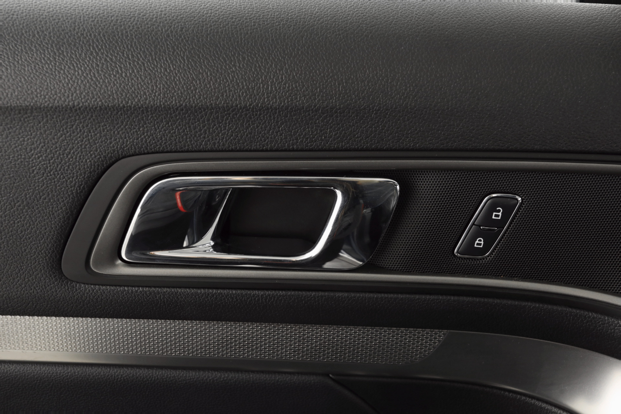 Ford Explorer XLT 4WD 2018