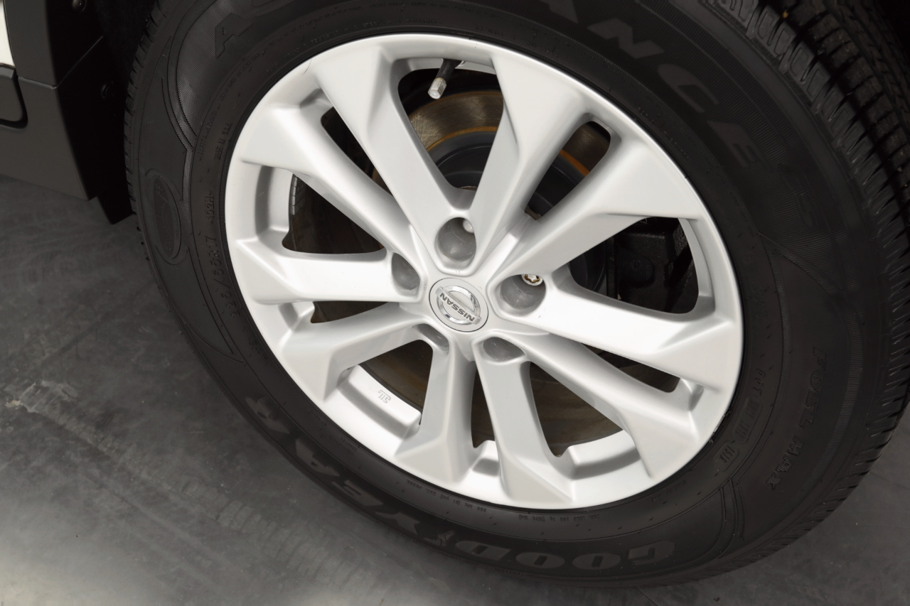 Nissan Rogue SV AWD 2016