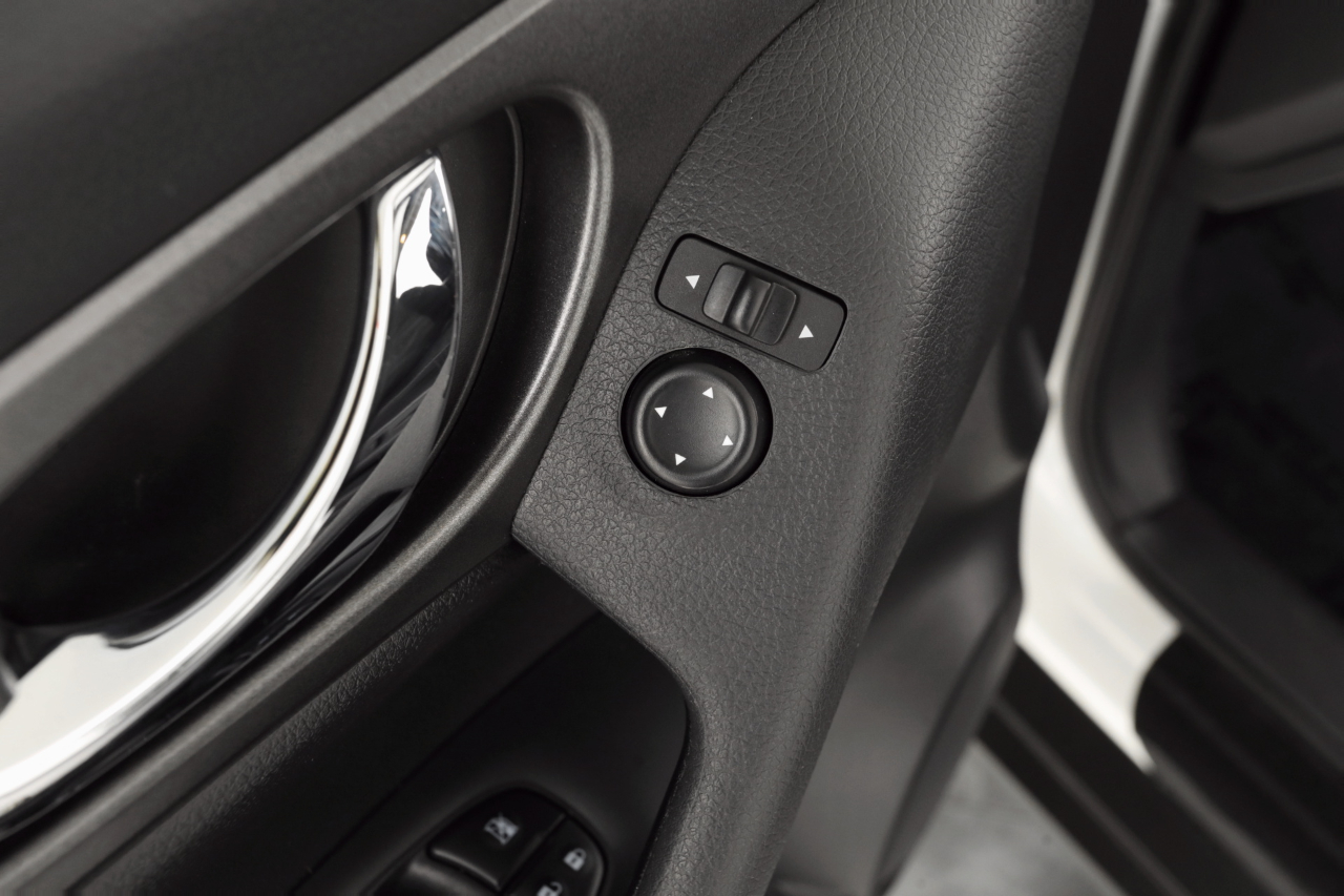 Nissan Rogue SV AWD 2016