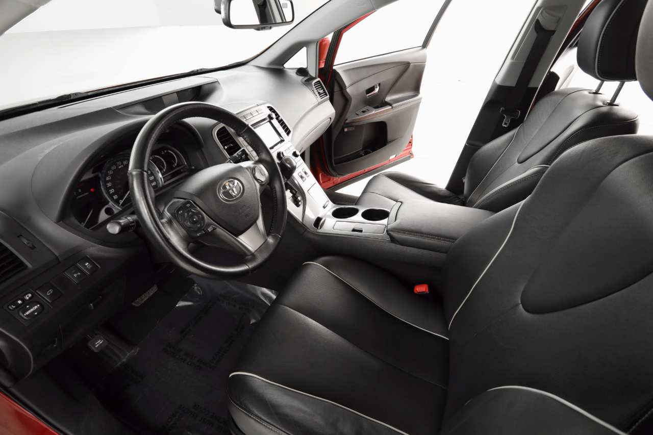 Toyota Venza Limited V6 AWD 2015