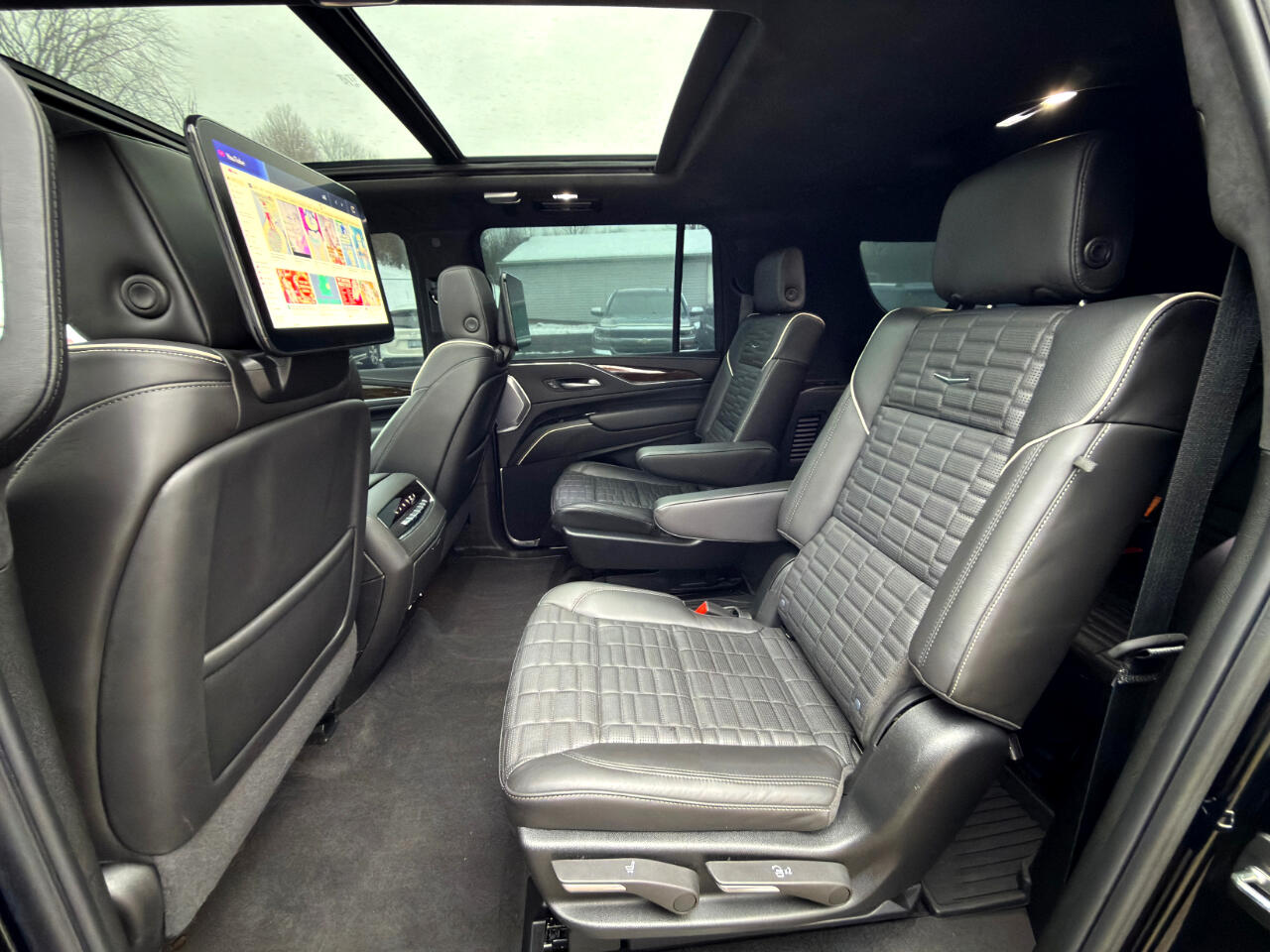 Cadillac Escalade ESV Sport Platinum AWD 2024