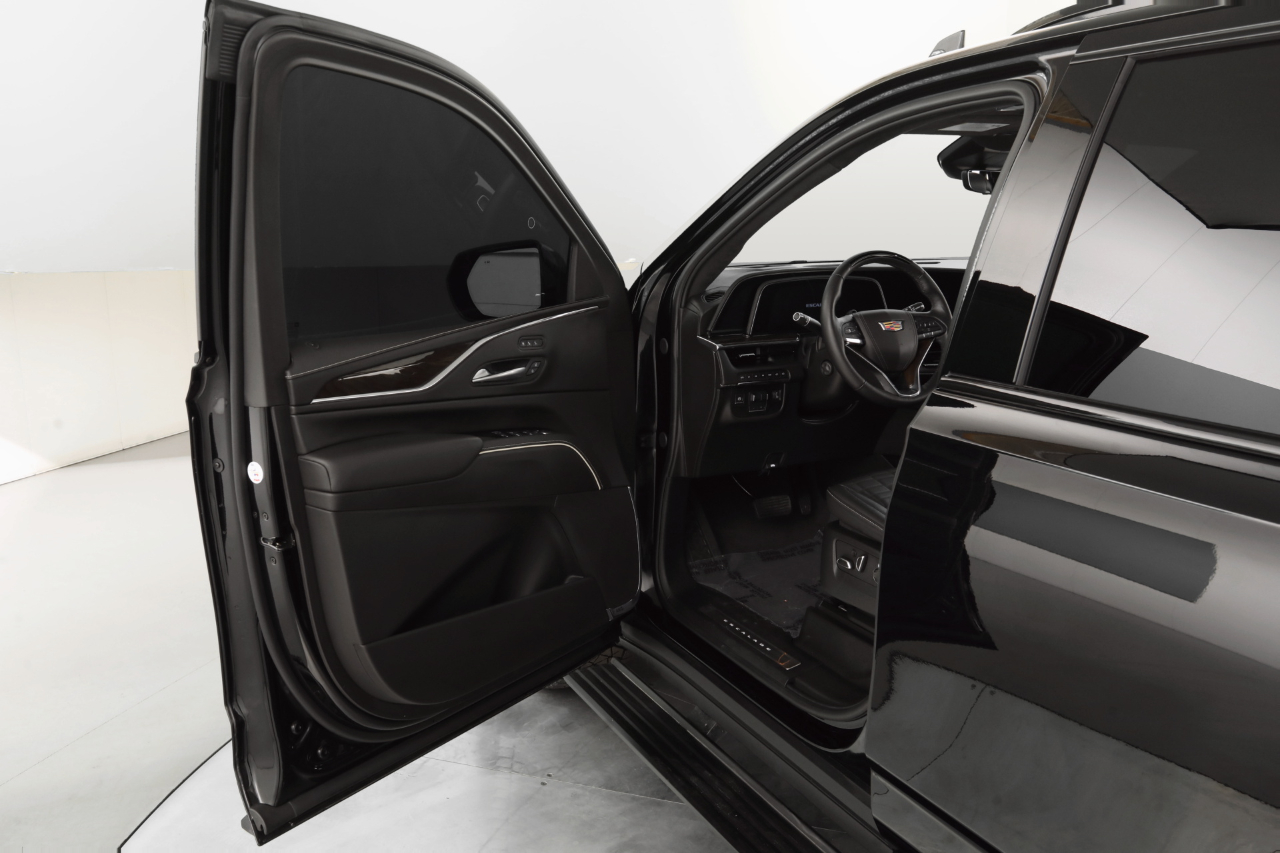 Cadillac Escalade ESV Sport Platinum AWD 2024