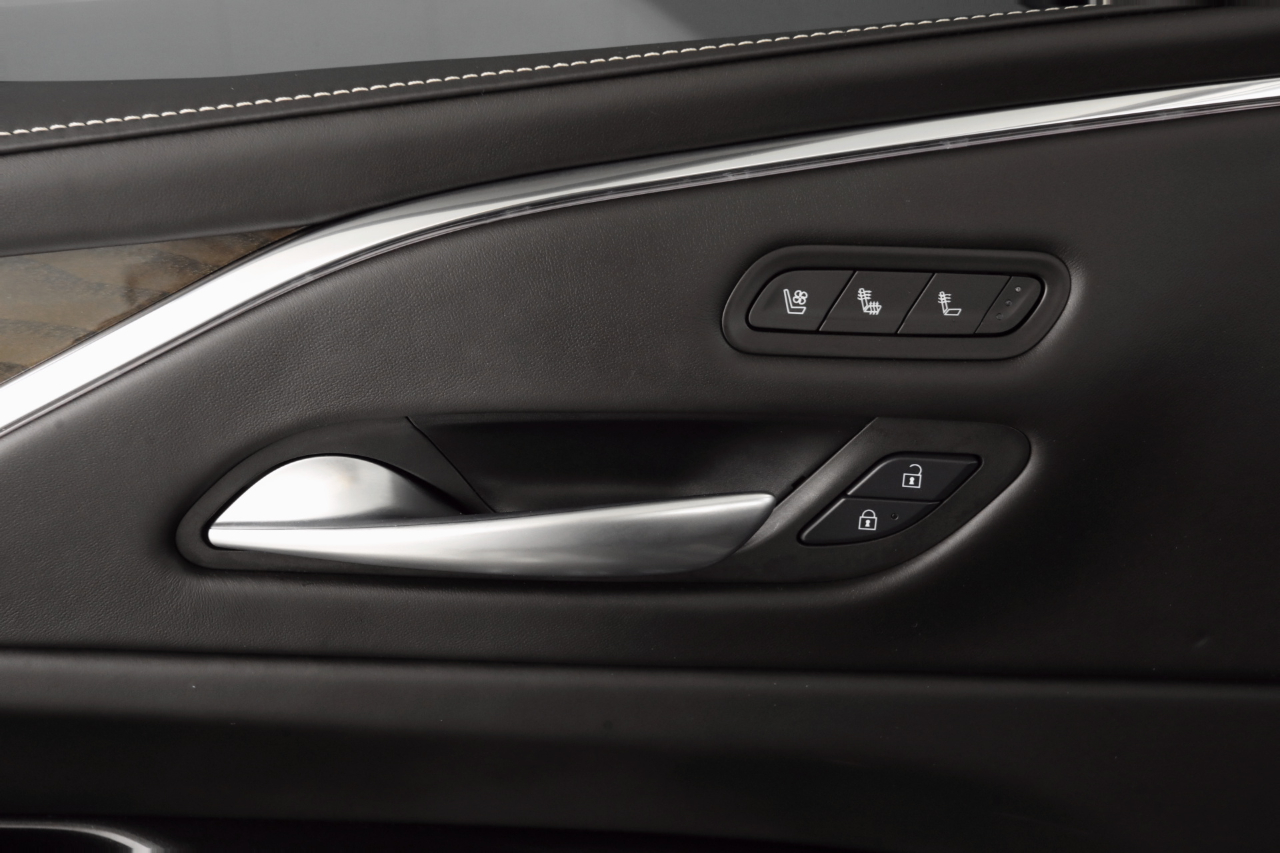 Cadillac Escalade ESV Sport Platinum AWD 2024