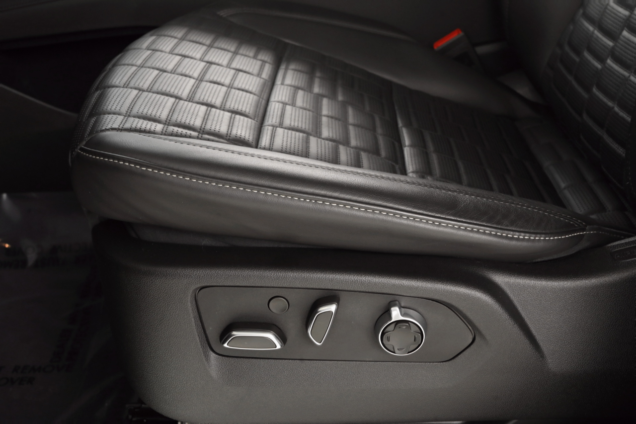 Cadillac Escalade ESV Sport Platinum AWD 2024