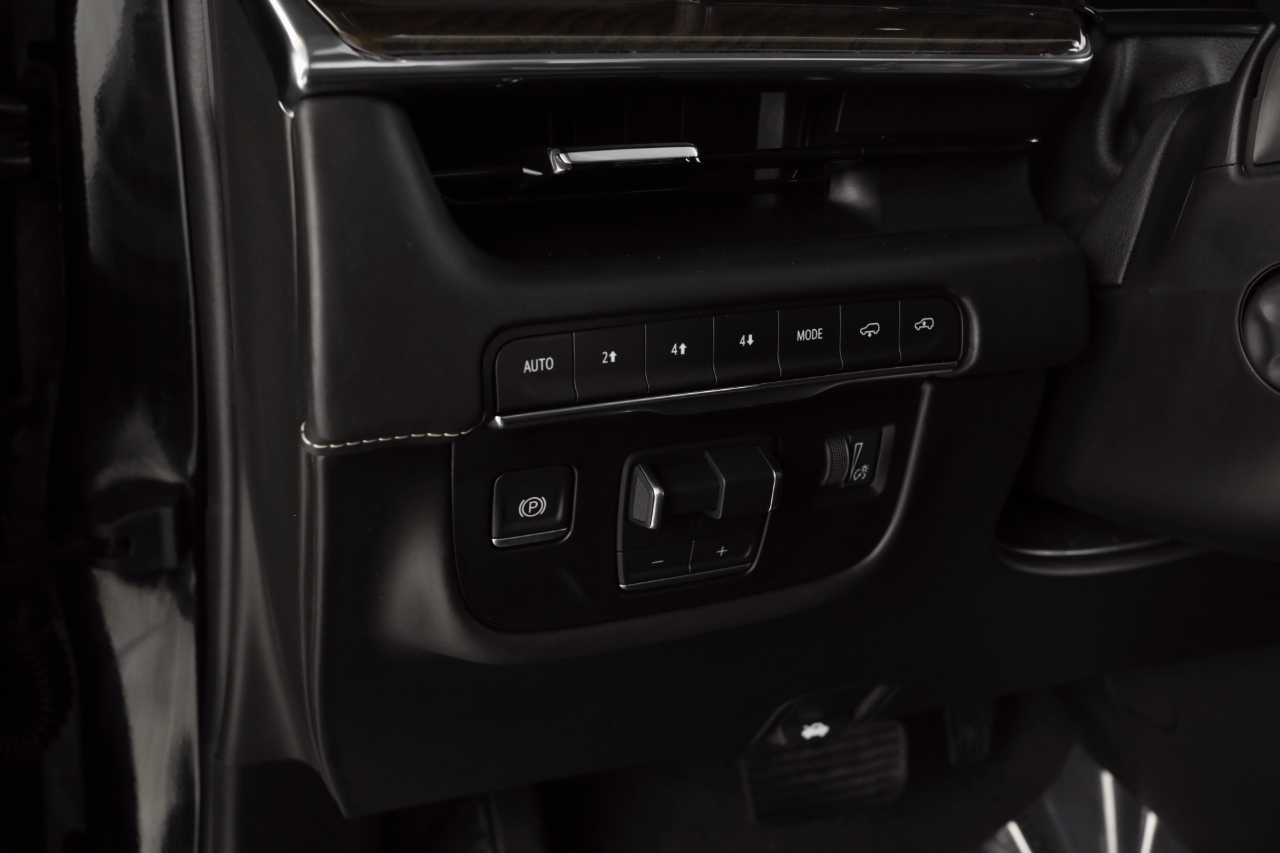 Cadillac Escalade ESV Sport Platinum AWD 2024