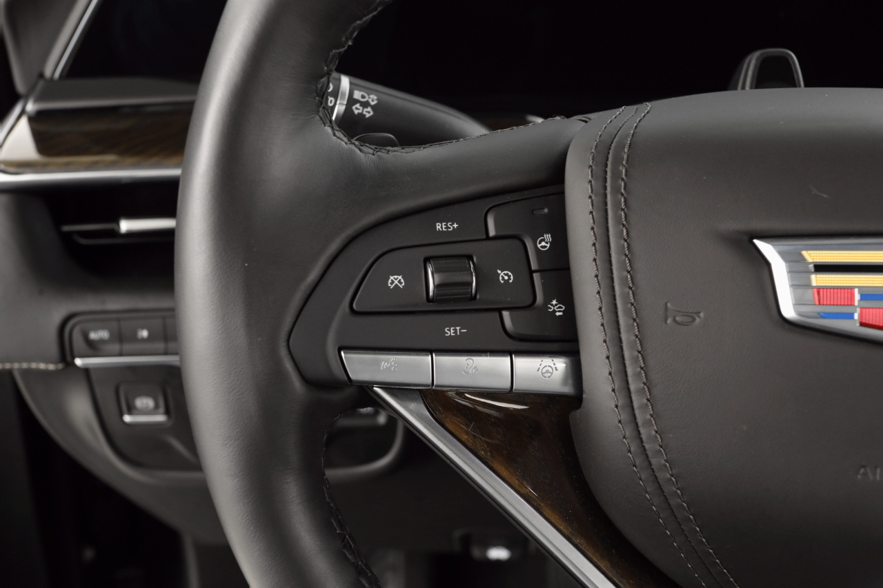 Cadillac Escalade ESV Sport Platinum AWD 2024