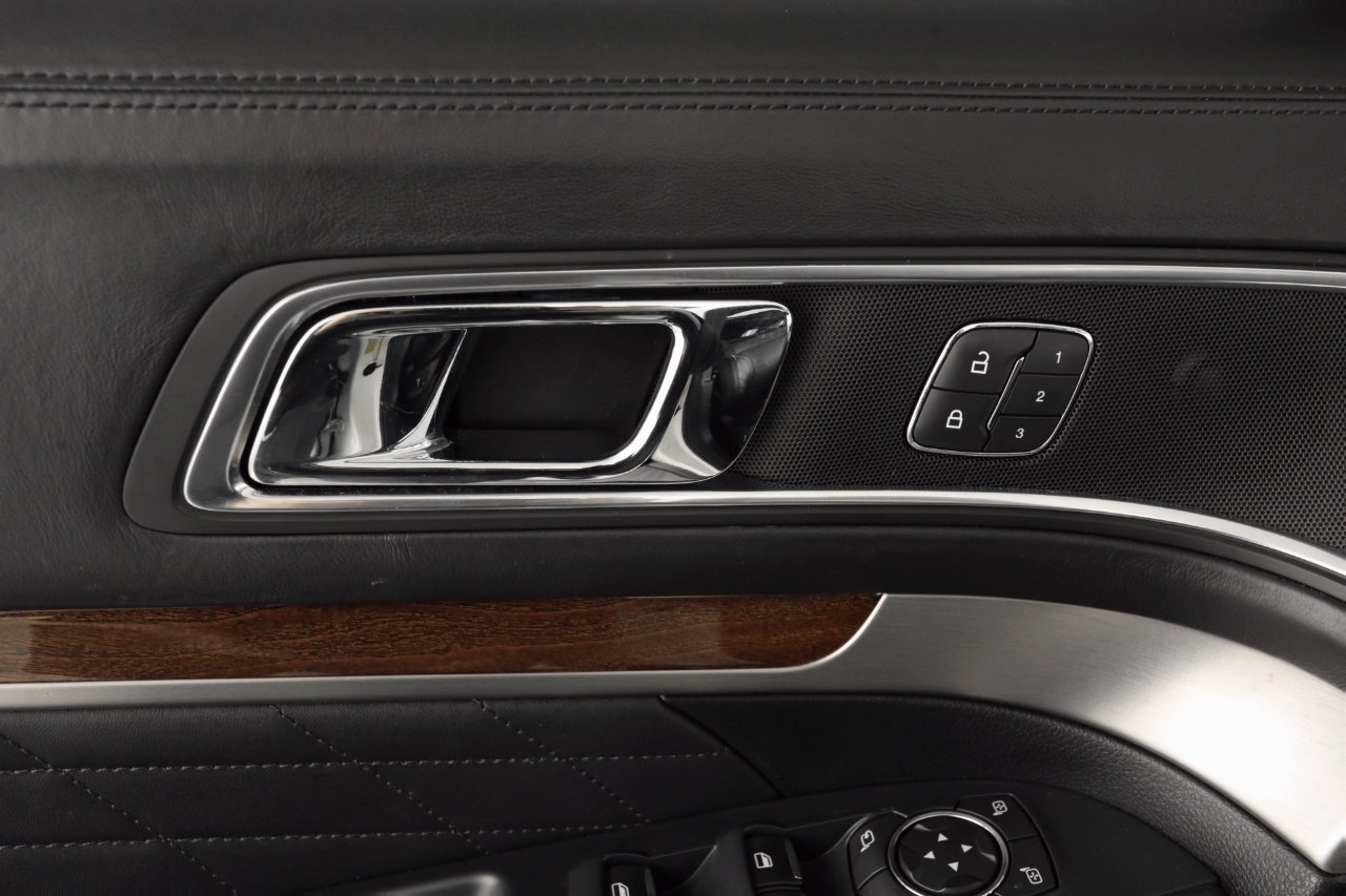 Ford Explorer Platinum AWD 2018