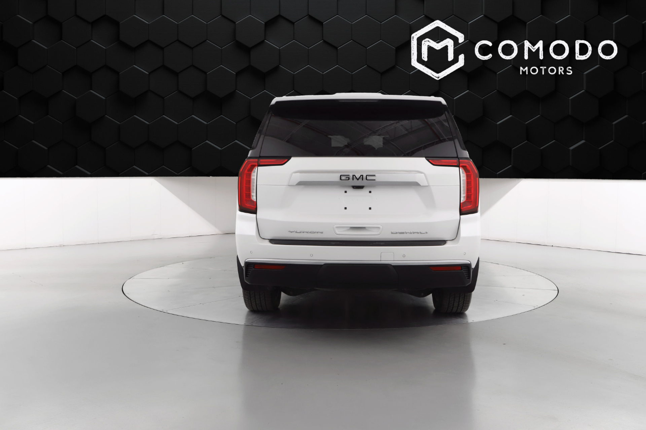 GMC Yukon XL Denali 4WD 2023