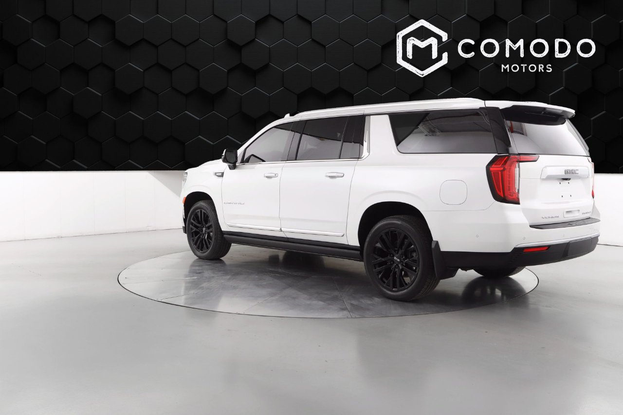 GMC Yukon XL Denali 4WD 2023