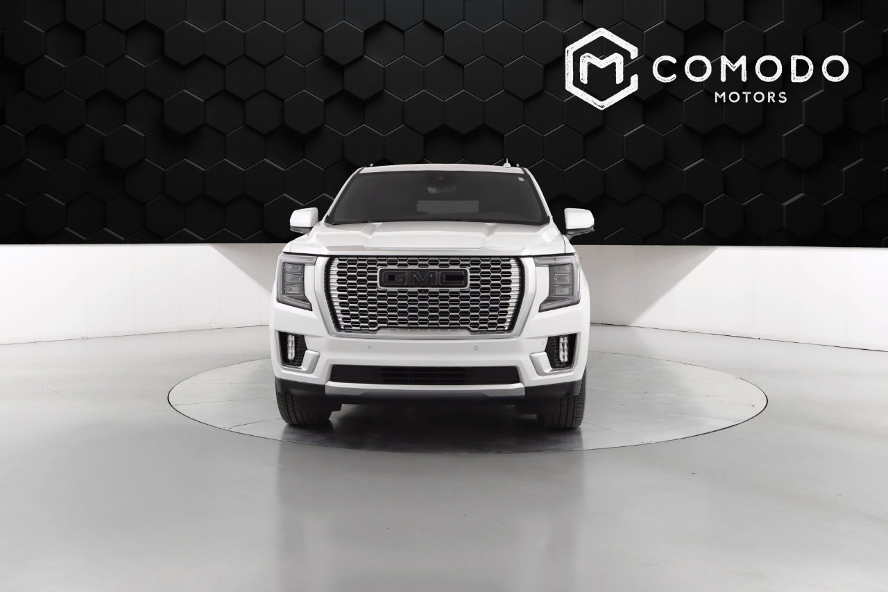 GMC Yukon XL Denali 4WD 2023