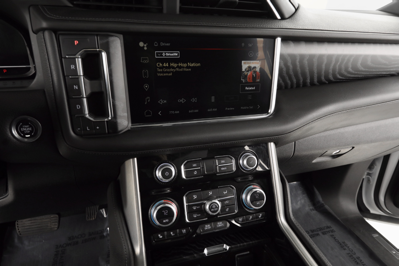 GMC Yukon XL Denali 4WD 2023