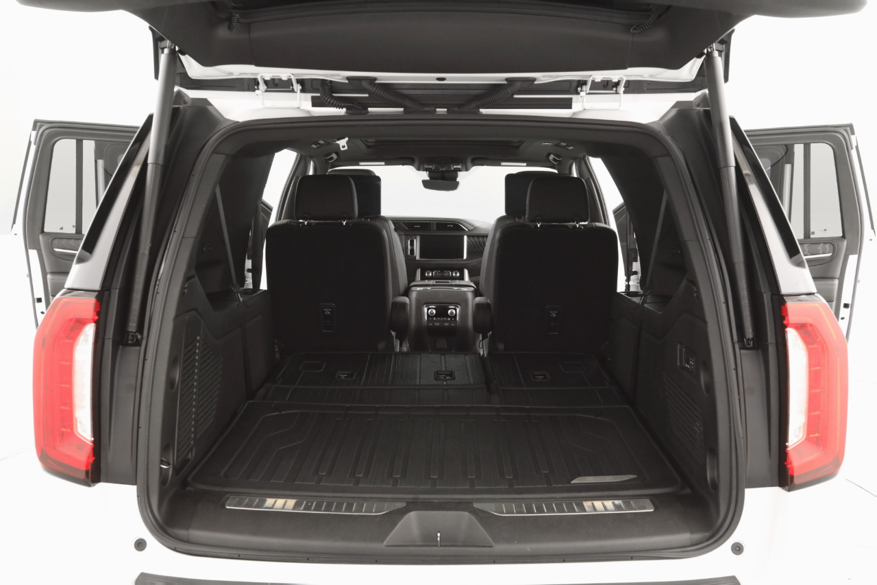 GMC Yukon XL Denali 4WD 2023