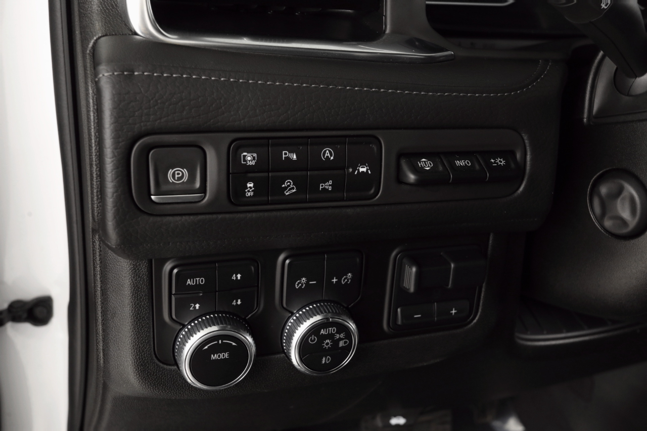 GMC Yukon XL Denali 4WD 2023