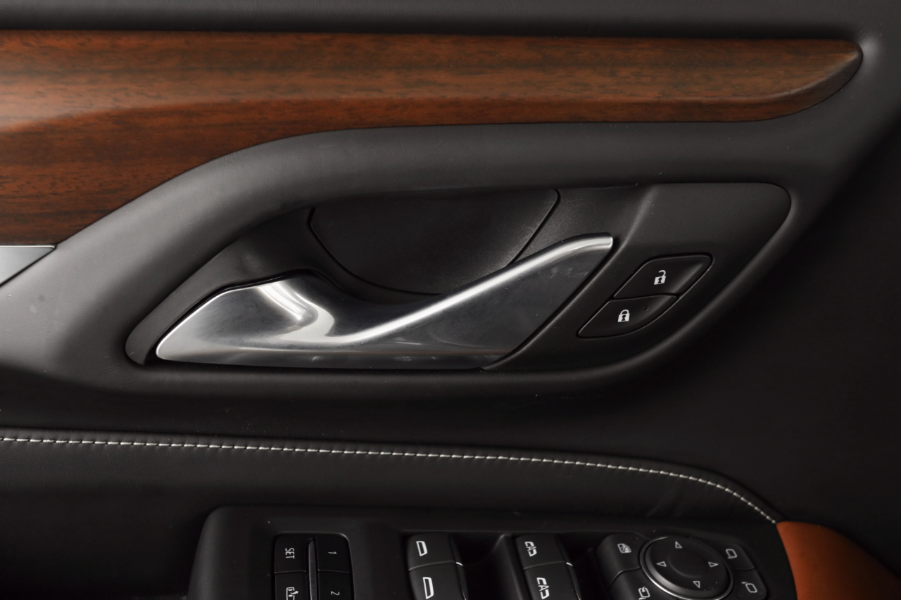 GMC Yukon Denali Ultimate 4WD 2023