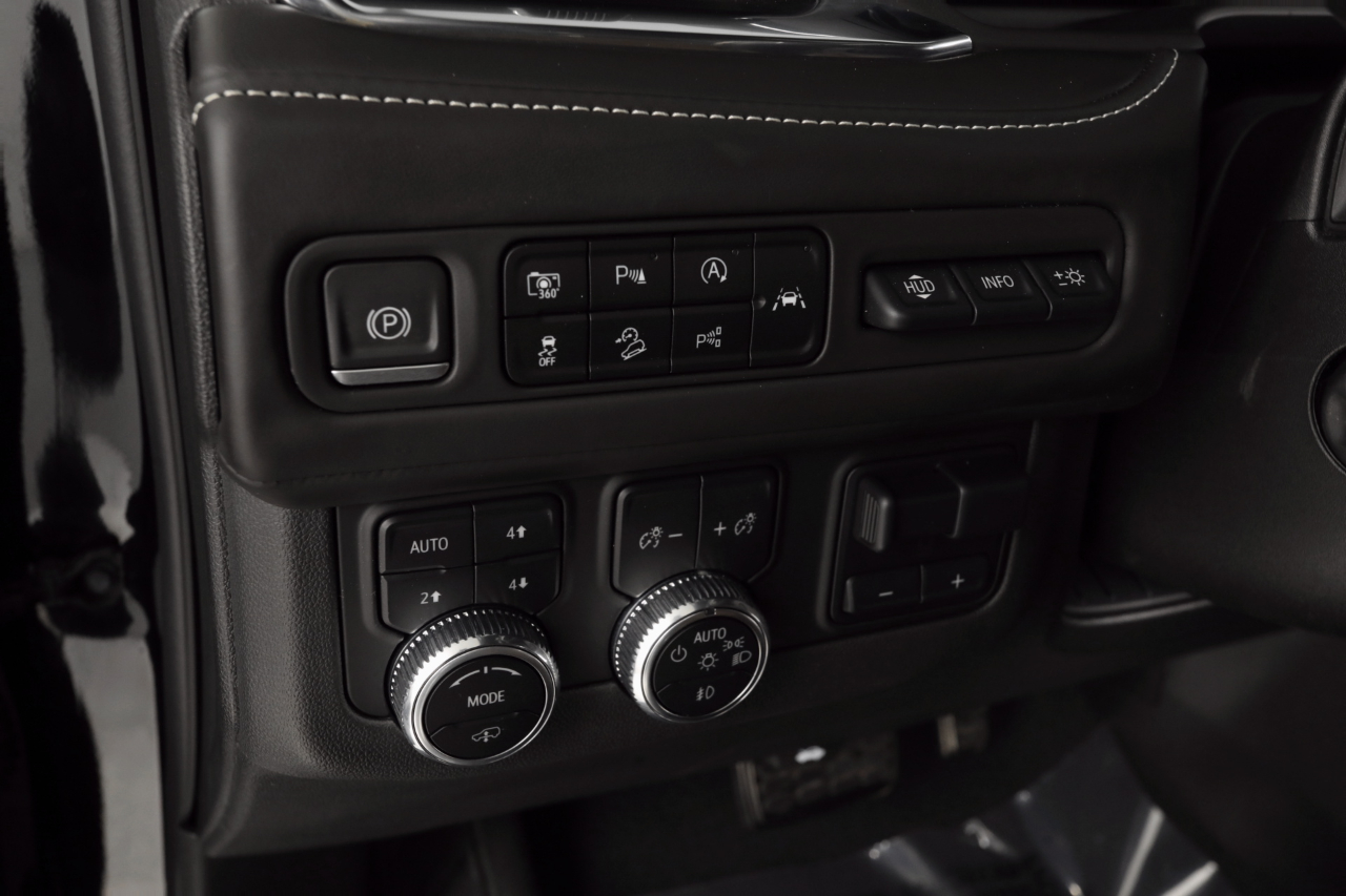 GMC Yukon Denali Ultimate 4WD 2023