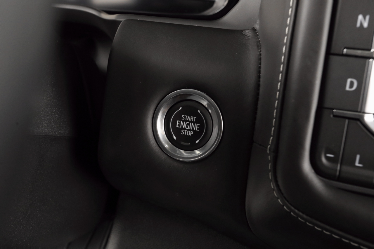 GMC Yukon Denali Ultimate 4WD 2023