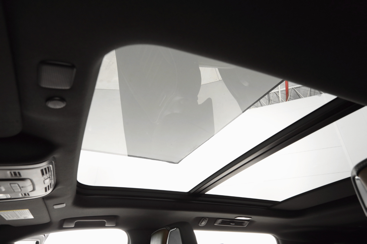 GMC Yukon Denali Ultimate 4WD 2023