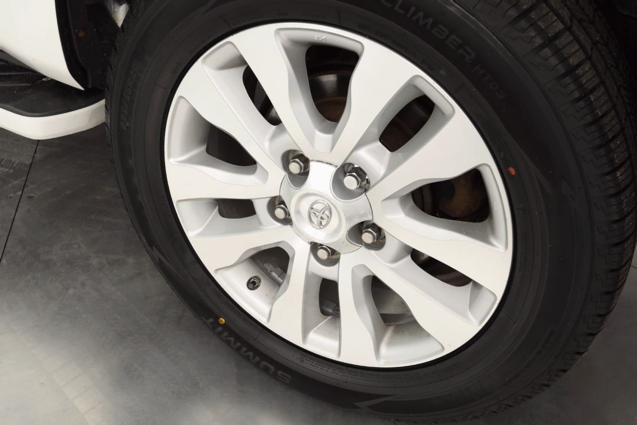 Toyota Sequoia Plantium 4WD 2018