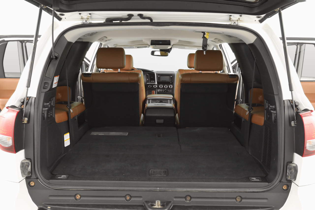 Toyota Sequoia Plantium 4WD 2018