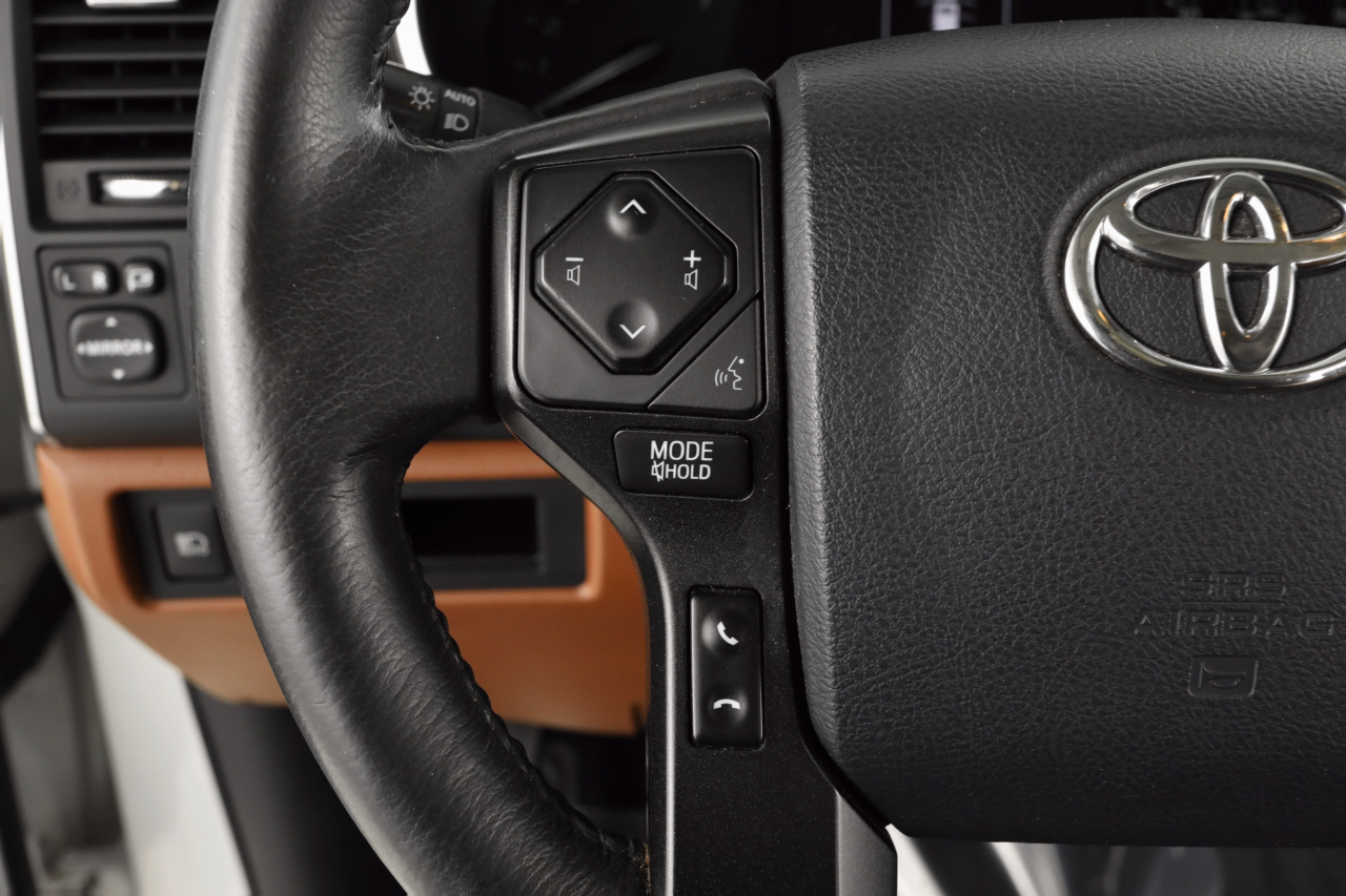 Toyota Sequoia Plantium 4WD 2018