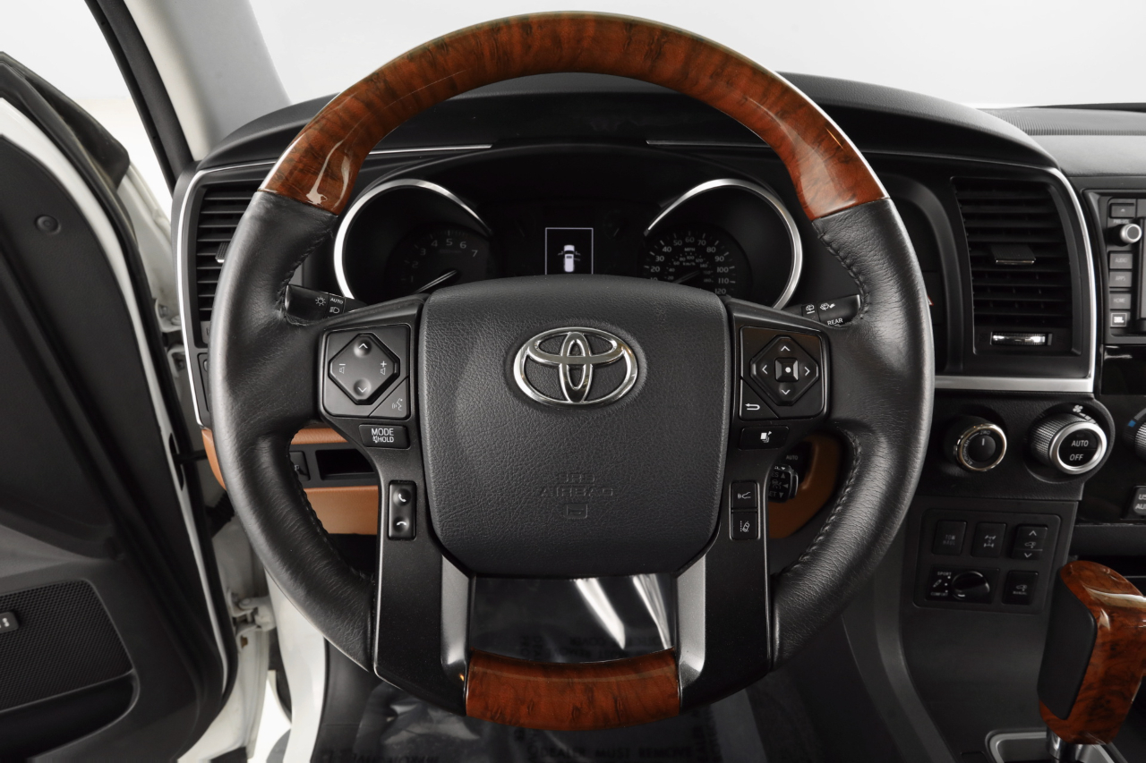 Toyota Sequoia Plantium 4WD 2018