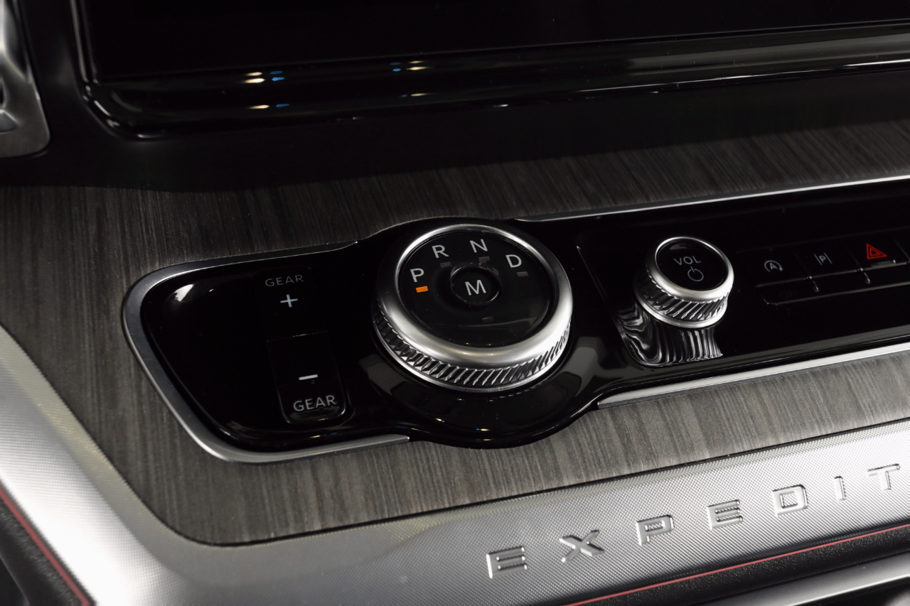 Ford Expedition  2025