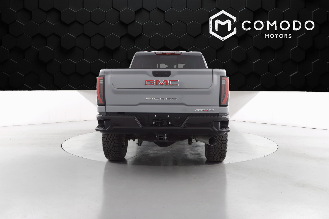 GMC Sierra 2500HD AT4X Crew Cab 4WD 2025