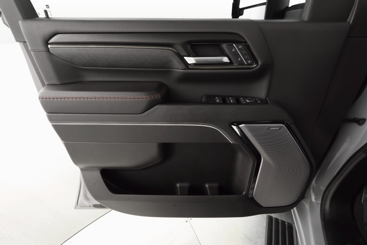 GMC Sierra 2500HD AT4X Crew Cab 4WD 2025