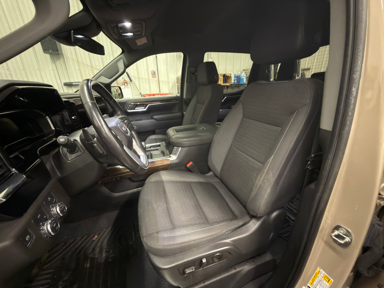 GMC Sierra 1500 Elevation Crew Cab 4WD 2022