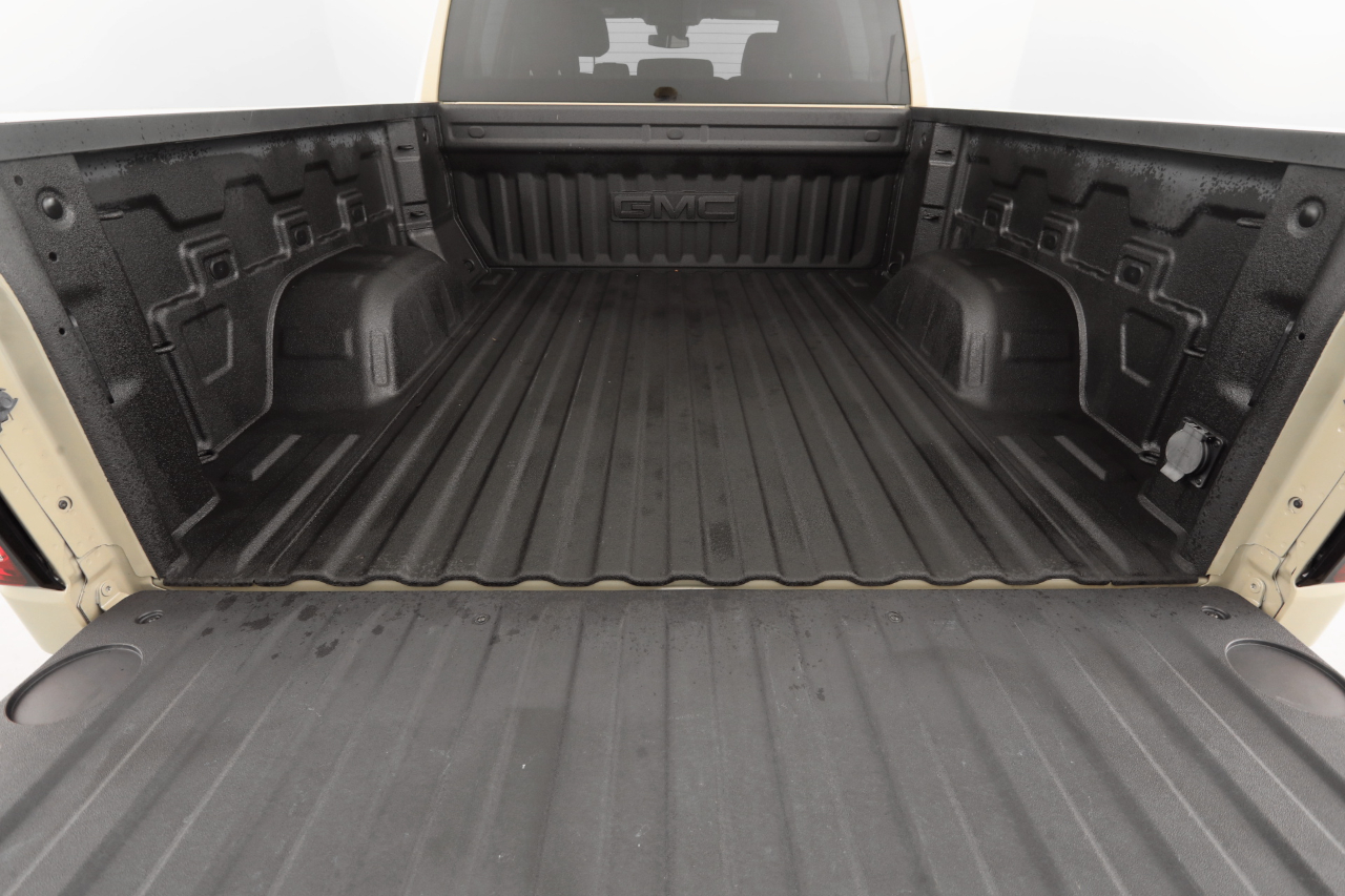 GMC Sierra 1500 Elevation Crew Cab 4WD 2022