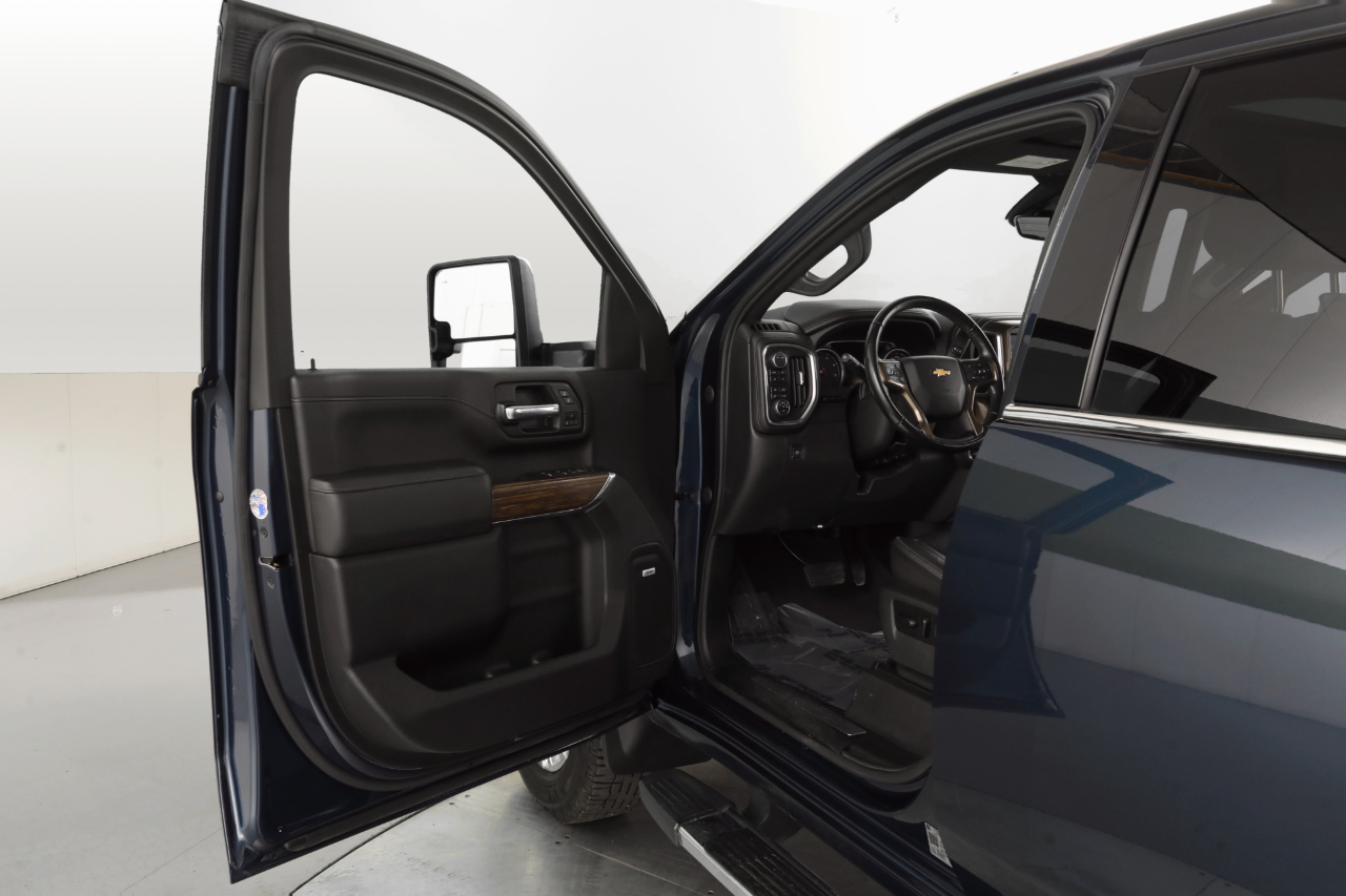 Chevrolet Silverado 2500 High Country Crew Cab 4WD 2020