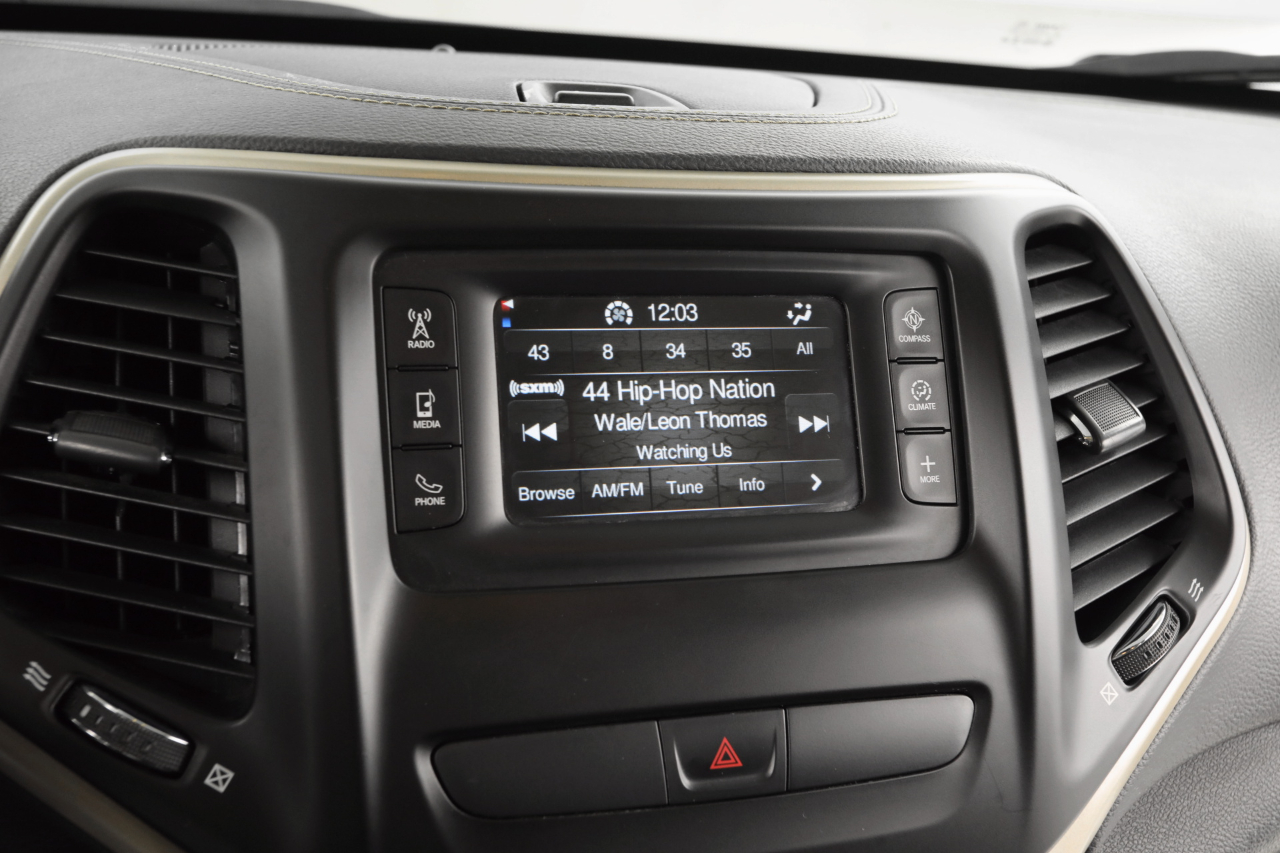 Jeep Cherokee Latitude FWD 2015