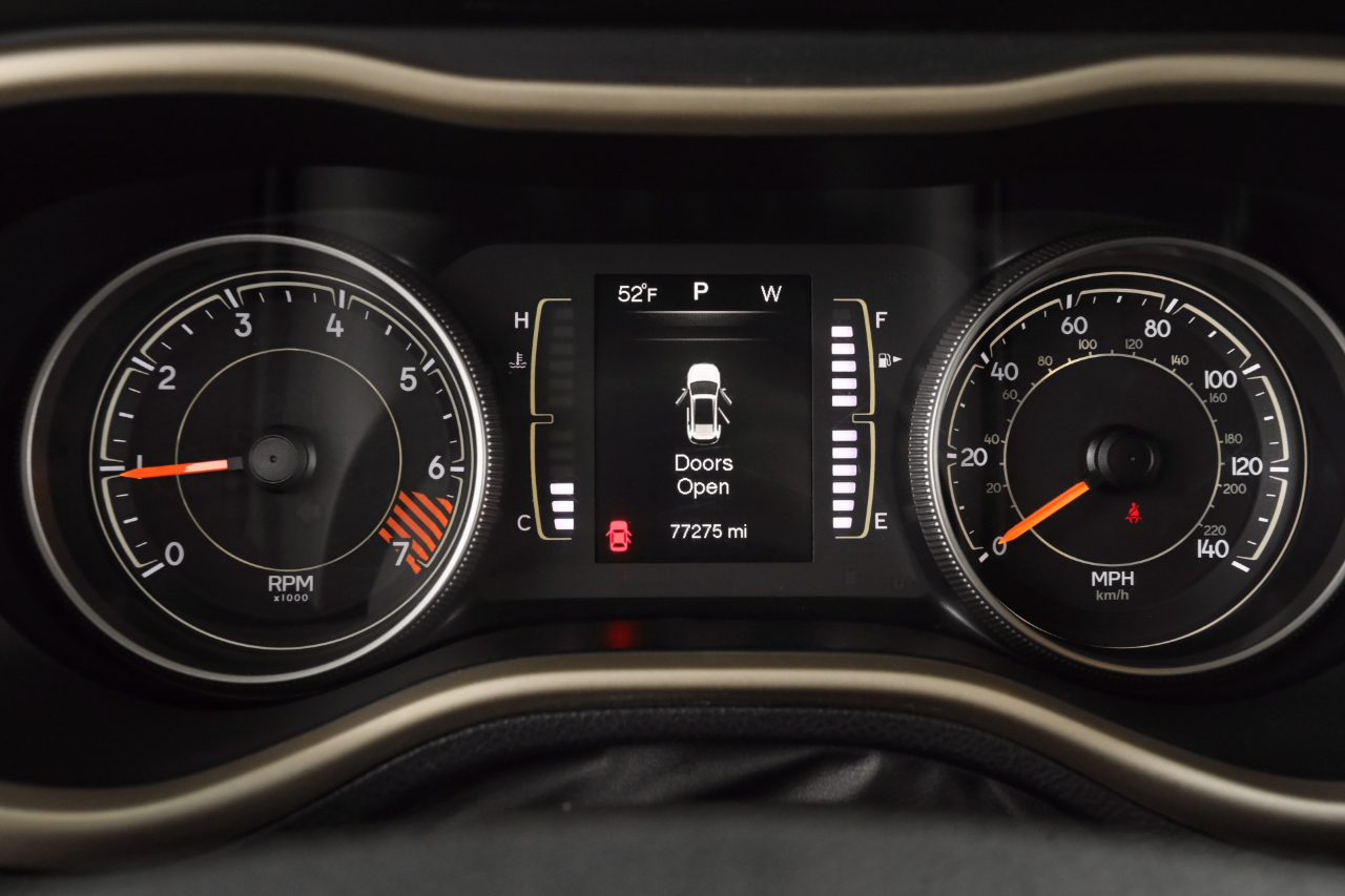 Jeep Cherokee Latitude FWD 2015