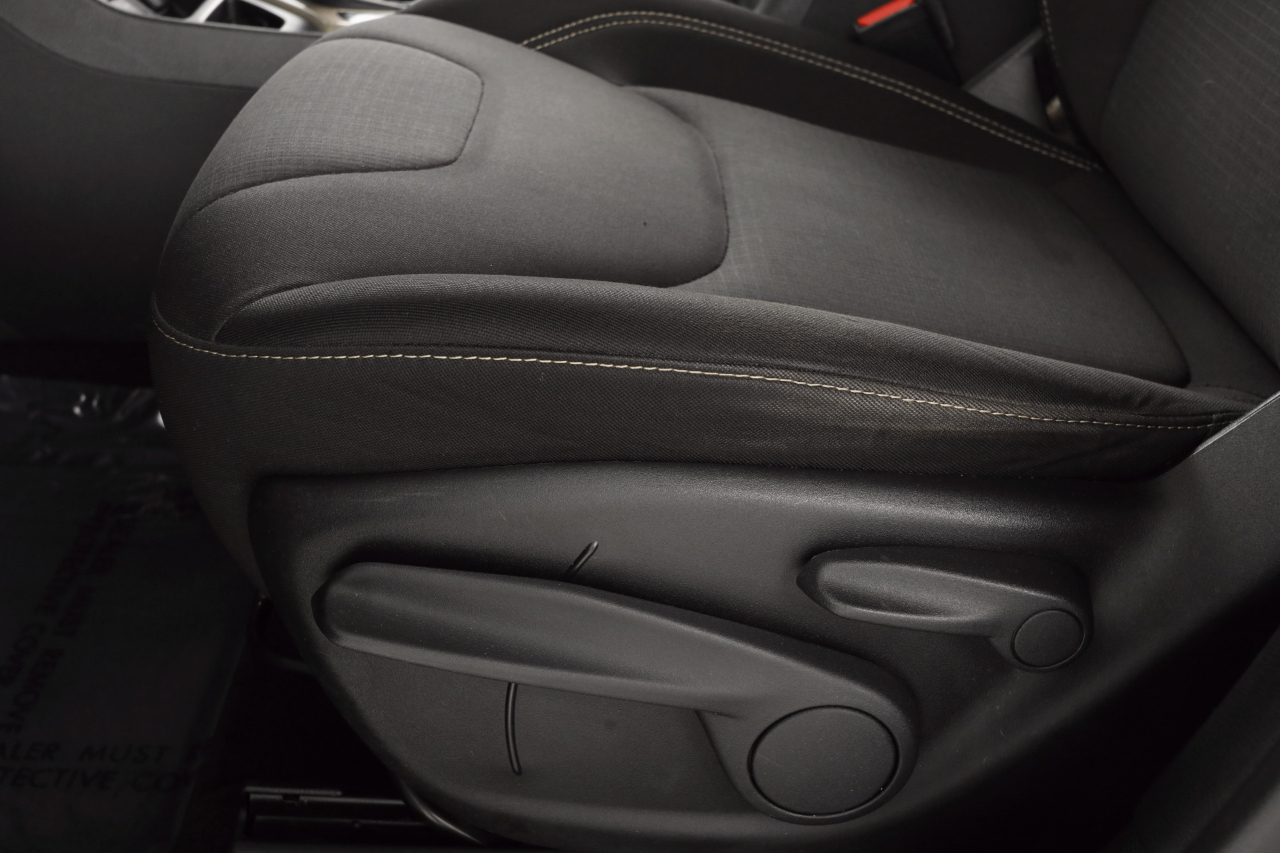 Jeep Cherokee Latitude FWD 2015