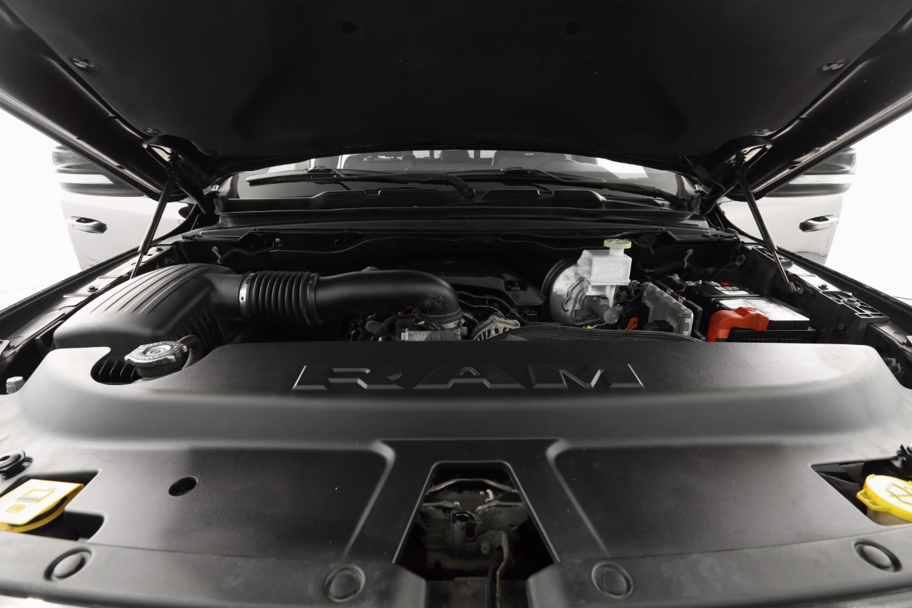 RAM 1500 Sport Crew Cab 4WD 2019