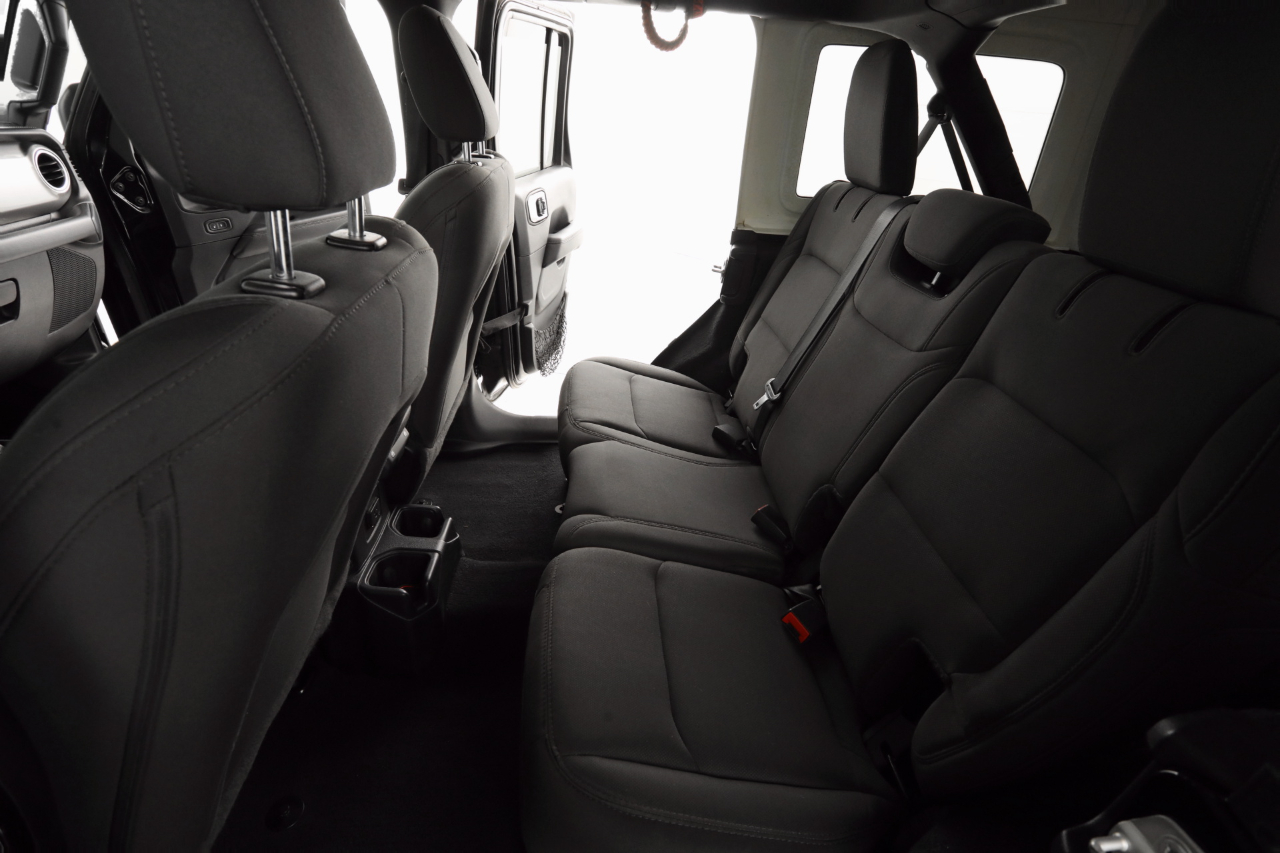 Jeep Wrangler Unlimited Sahara 2021