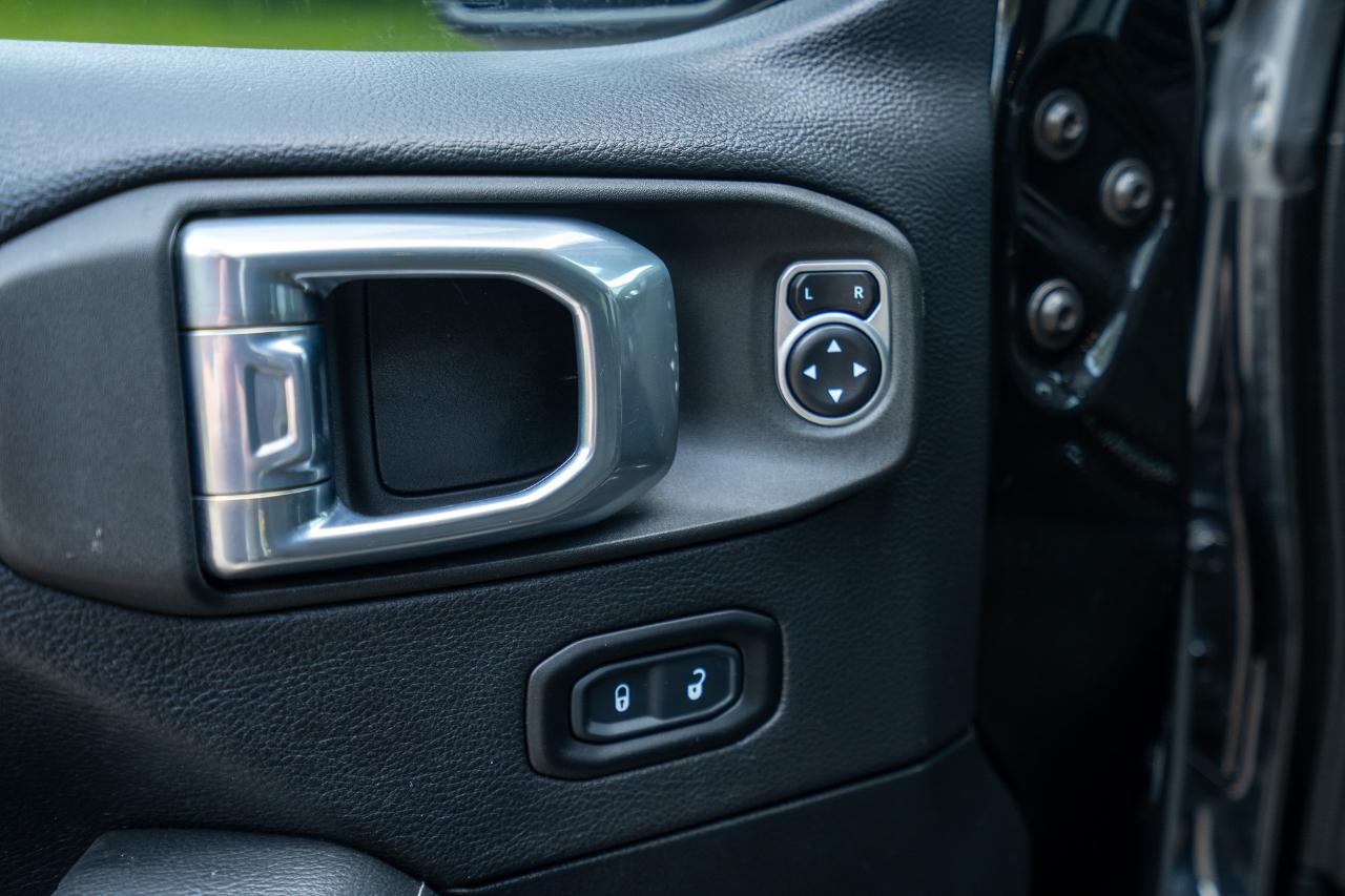 Jeep Wrangler Unlimited Sahara 2021