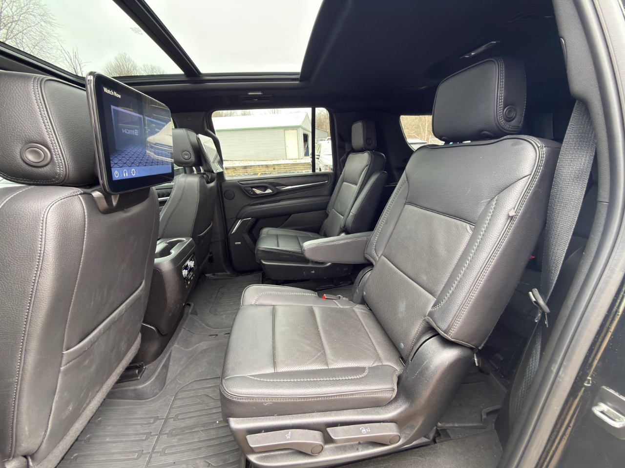 GMC Yukon XL Denali 4WD 2023