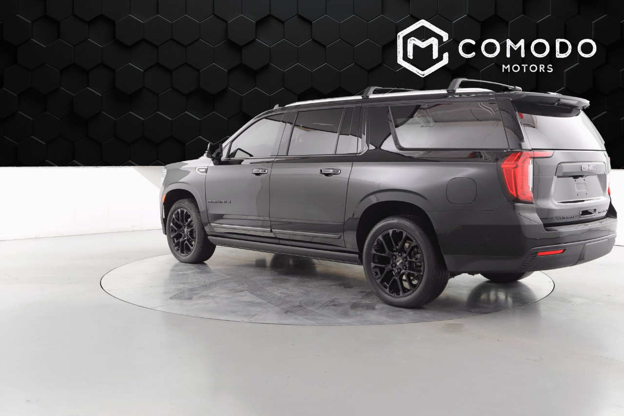 GMC Yukon XL Denali 4WD 2023