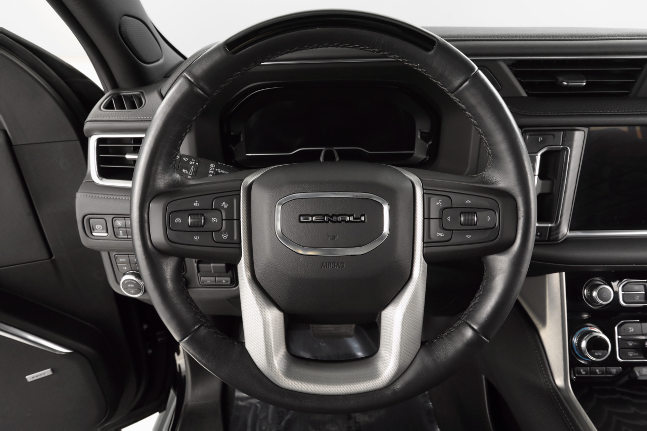 GMC Yukon XL Denali 4WD 2023