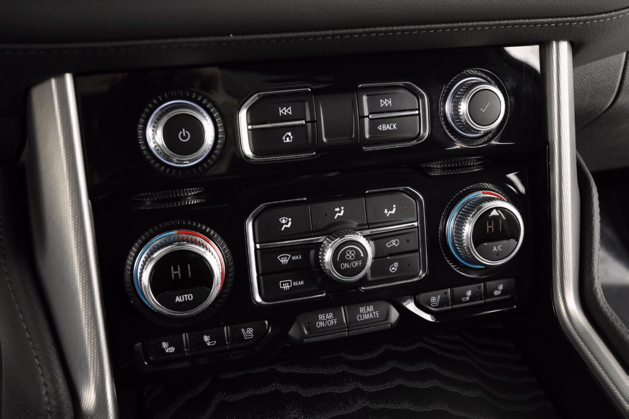 GMC Yukon XL Denali 4WD 2023