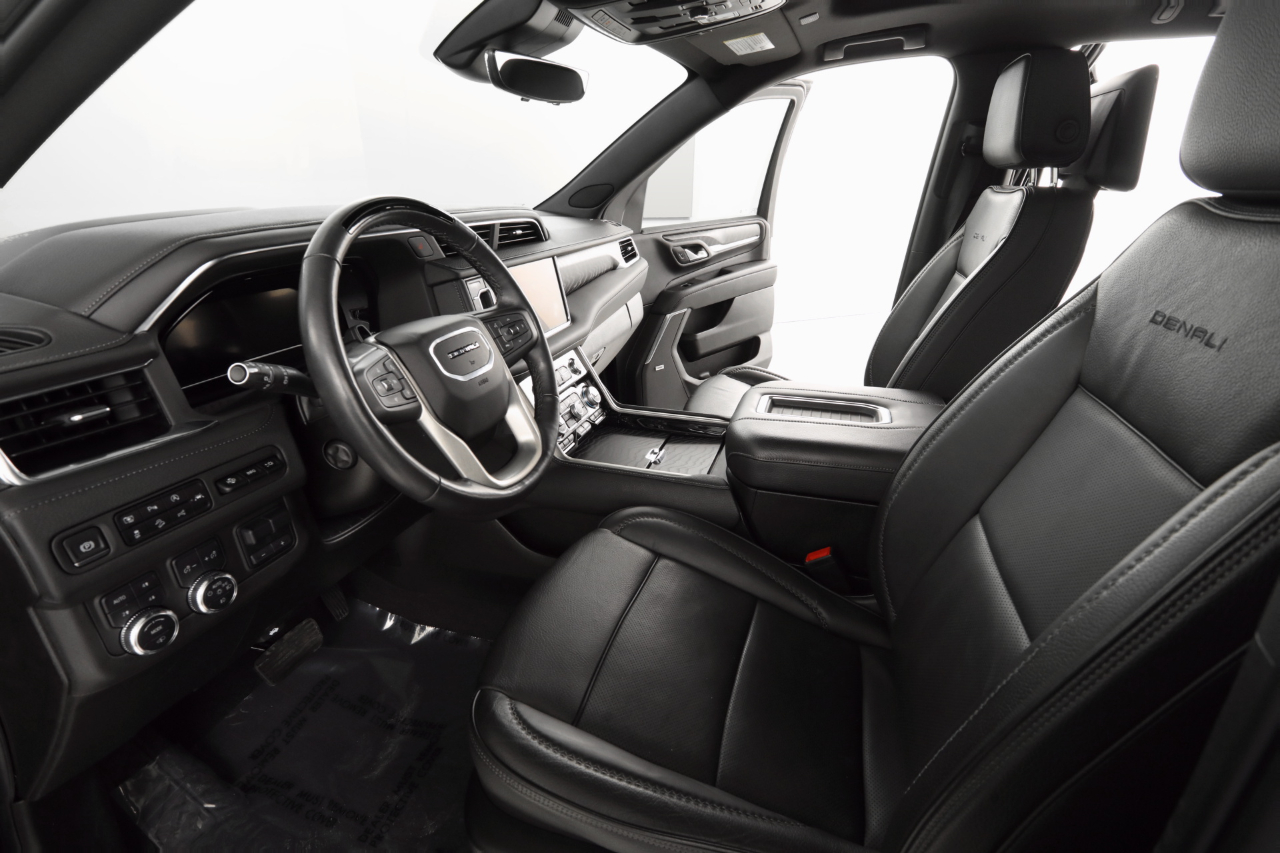 GMC Yukon XL Denali 4WD 2023